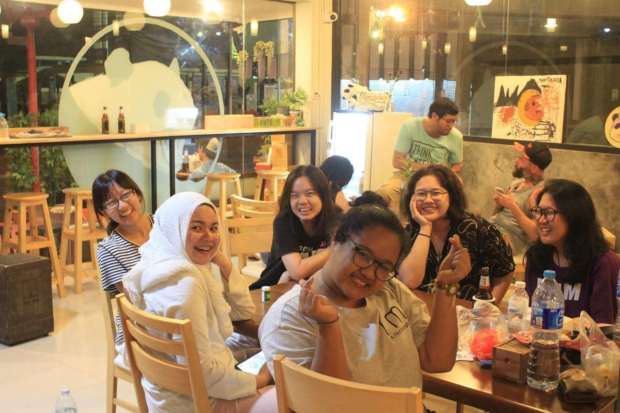 Mad Panda Hostel Hua Hin Ngoại thất bức ảnh